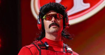 Dr Disrespect выступил с пламенной речью в свою защиту, обвинив модератора «Твитча» в подтасовке и обозвав его «гребанной крысой» - beltion-game.com